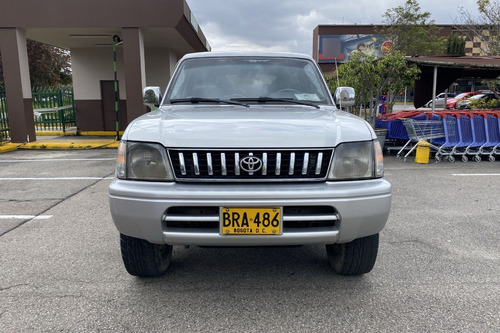 Toyota Prado 2.7 Sumo