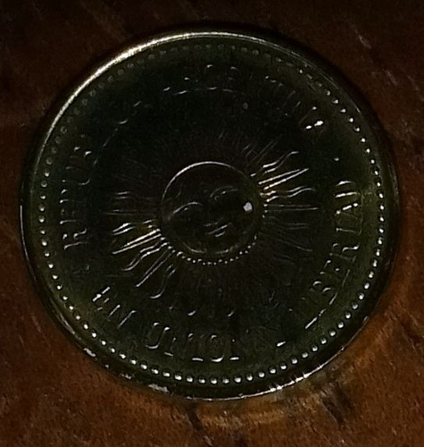 Dos Monedas Argentinas De 10 Cvos Y 5 Cvos Años 2008 Y 2007 (Usado)