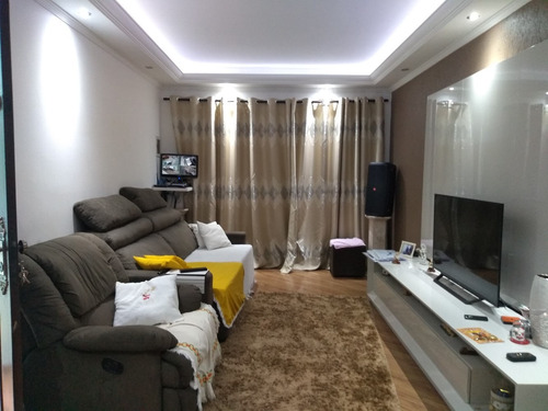 Imagem 10 de 14 de Sobrado Triplex Com 03 Dormitórios(01 Suíte) E 02 Vagas