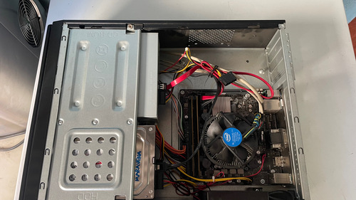 Pc Genérico, Placa Asus Prime H310i-r2 + 8gb+i5 9400+500gb (Reacondicionado)
