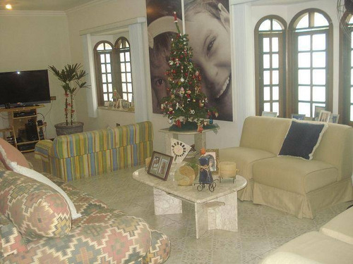 Casa Com 3 Dormitórios À Venda, 296 M² Por R$ 950.000,00 - Condomínio Country Club - Arujá/sp - Ca0393