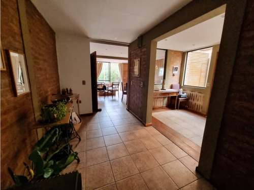 Excelente Casa En Condominio En Concón