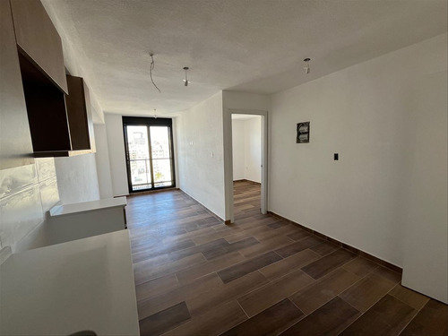 Venta,con Renta Apartamento 1 Dormitorio, Centro