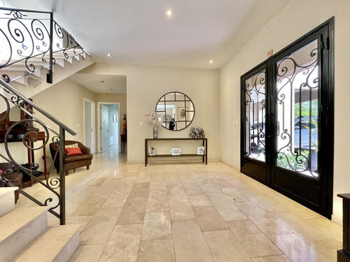 Imagen 2 de 30 de Casa En Venta Al Lago, Barrio Lagos Del Golf, Nordelta, Tigre