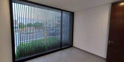 Imagen 11 de 12 de Preciosa Residencia En Grand Juriquilla, Jardín, Doble Altur