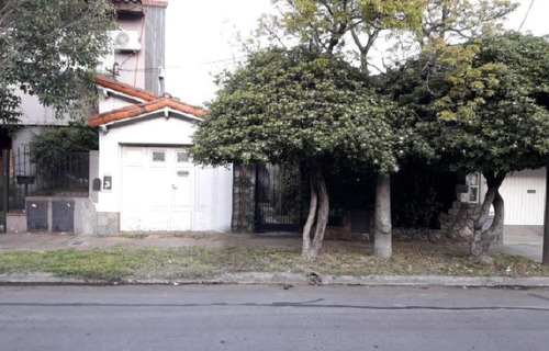 Venta Casa/ Lote Castelar