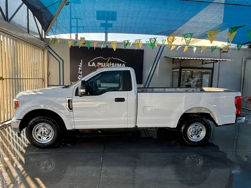 Ford F-250 XL SUPER DUTY