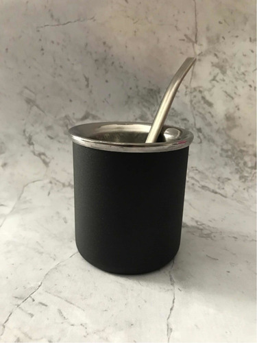 Imagen 4 de 5 de Mate De Acero + Bombilla Colores Lisos