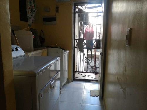 Vendo Apartamento En San Isidro 4to Nivel