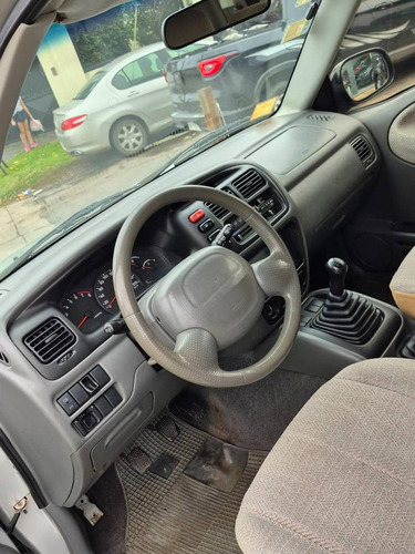 Chevrolet Grand Vitara 2.0