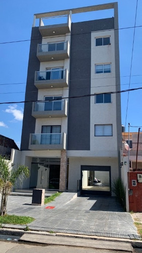 Imagen 12 de 14 de Departamento En Venta En Lanus Oeste
