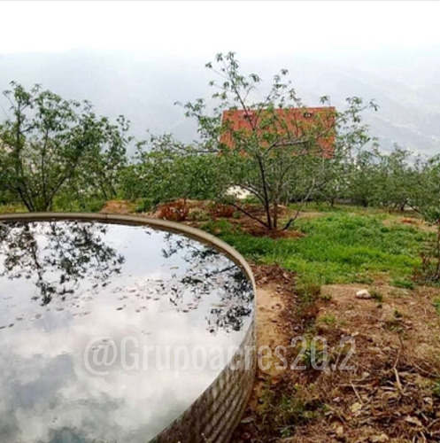 Imagen 9 de 10 de Se Vende Bello Terreno Y Sus Bienhechurías (casa) En El Jarillo. Estado Miranda. Ah