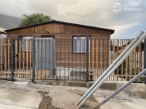 Casa En Venta De 2 Dorm. En La Higuera