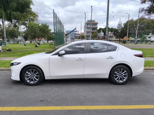 Mazda 3 2.0 Touring At Hibrido Ligero - Mhev