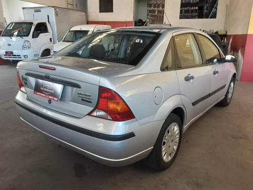Imagem 6 de 9 de Ford Focus 2.0 Glx Sedan 16v Gasolina 4p Automático