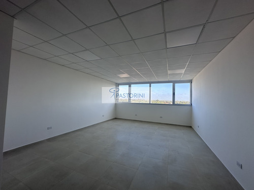 Alquilamos Oficinas A Estrenar En Av.constitucion