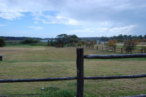 Laguna Estate Terreno Lote  En Venta Ubicado En Manantiales, Punta Del Este La Barra