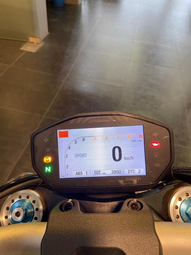 Ducati Monster 1200s Thiump No Bmw