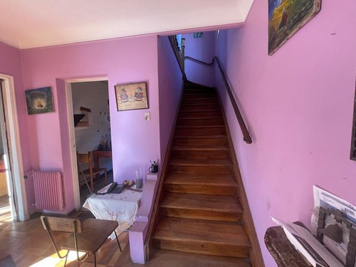 Casa En Venta De 4 Dorm. En Ñuñoa