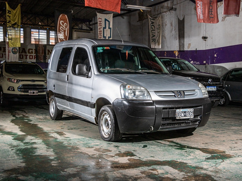 Imagen 5 de 15 de Peugeot Partner 1.4 Furgon