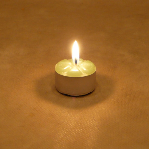 Imagem 3 de 3 de 12 Velas Aromáticas Eucalipto Aromatizada Luxo Rechaud Aroma