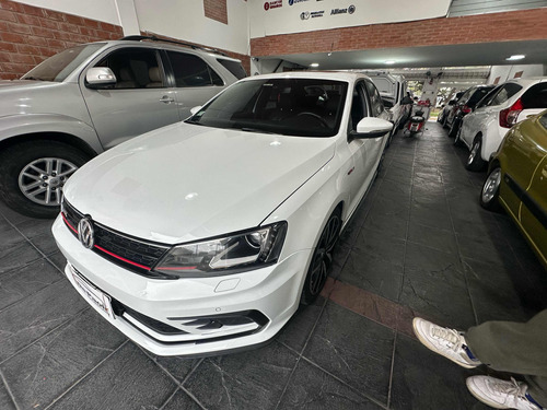 Volkswagen Vento 2.0 Tsi Gli 211cv App Connect + Nav