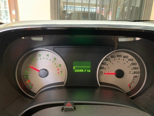 Imagen 8 de 13 de Ford Explorer 4.6 Xlt V8 3er. Seat 4x2 Mt 2007