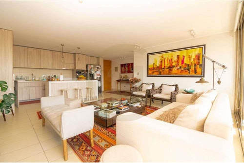Venta Moderno Departamento Duplex Vitacura