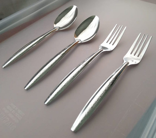 Tenedores 25 Y Cucharas 25 Cubiertos 50 Pzs Tenedor Flor
