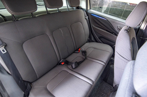Imagem 11 de 15 de Fiat Punto 1.4 Attractive 8v Flex 4p Manual
