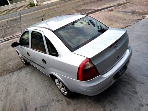Chevrolet Corsa Sedan 1.8 Maxx Flex Power 4p