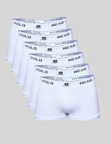 Conjunto de seis cuecas boxer brancas da marca Polo Wear dispostas em cascata