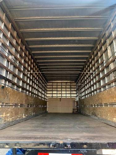 Imagem 12 de 15 de Volvo Vm 260