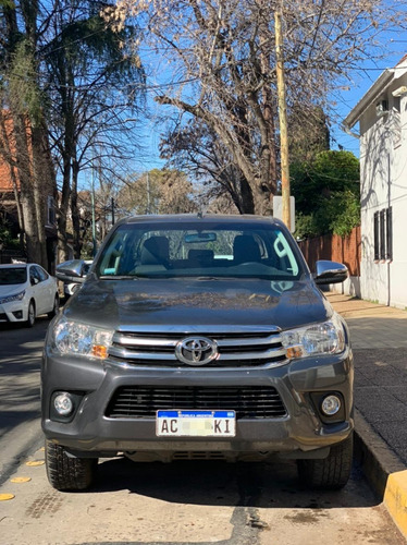 Imagen 3 de 6 de Toyota Hilux 4x4 D/c Srv 2.8 Tdi