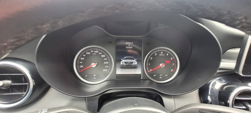Imagen 5 de 17 de Mercedes-benz Clase C 180 Modelo 2018