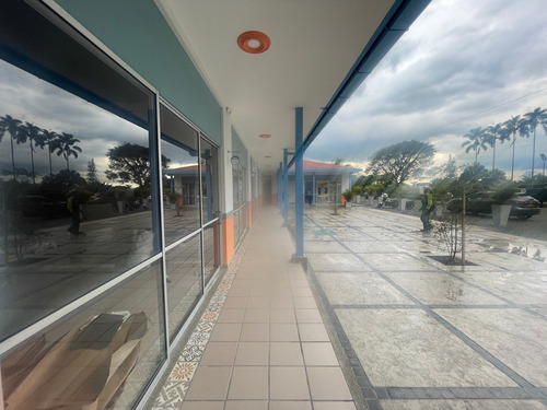 Imagen 11 de 21 de Se Alquila Local Nuevo Mall Estación Armenia El Caimo