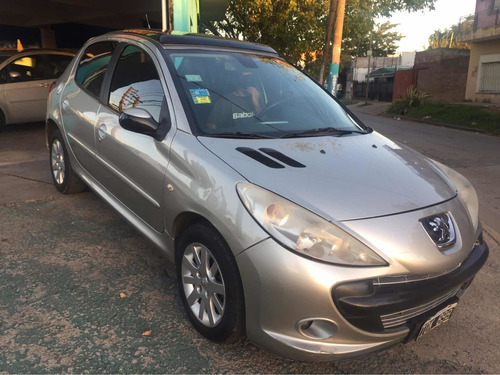 Peugeot 207 2010 1.6 Xt