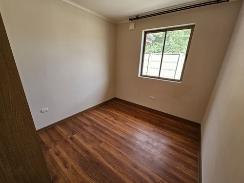 Casa De 1 Piso Parque San Valentín