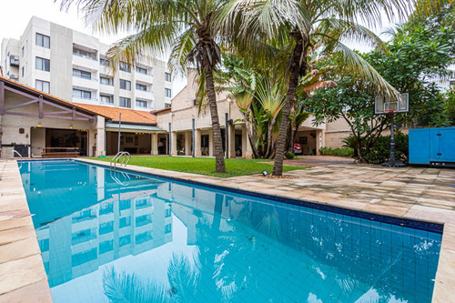 Residencia Exclusiva - Bo. Mcal Lopez - Venta