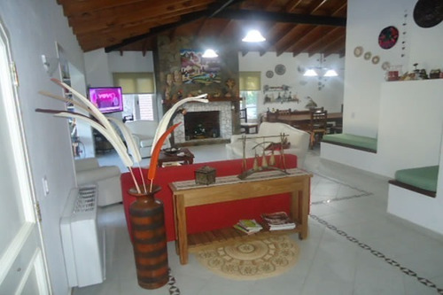 Imagen 4 de 30 de Excelente Propiedad Construida Sobre Un Lote De 1500m2 Cuenta Con Todos Los Servicios