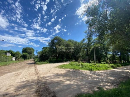 Lote Esquina En Venta | B° Villa Rio Santa Rosa | Sta. Rosa De Calamuchita