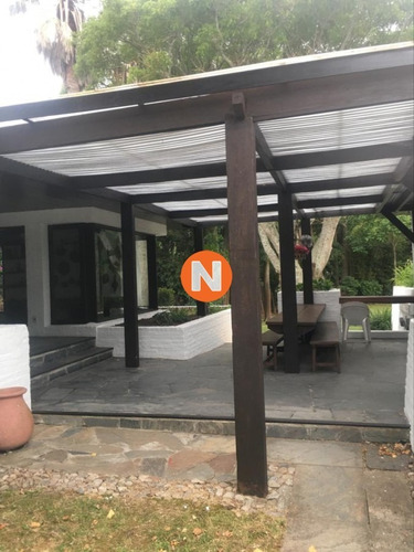 Venta Casa 6 Suites En Punta Ballena- Ref: 205902