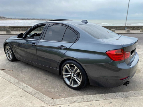 Imagen 4 de 10 de Bmw Serie 3 2013 2.0 328i Sedán Sport 245cv
