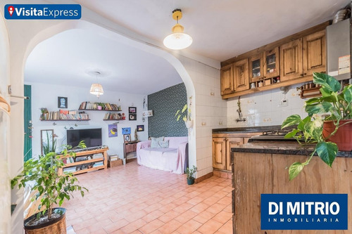 Imagen 1 de 30 de Ph Sin Expensas Y Con Una Amplia Terraza! - Comodidad Y Tranquilidad.