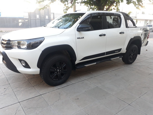 Toyota Hilux 4x4 D/c Limited 2.8 Tdi 6 M/t 2018