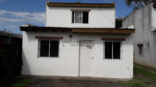 Imagen 8 de 12 de Departamentos En Parada Robles
