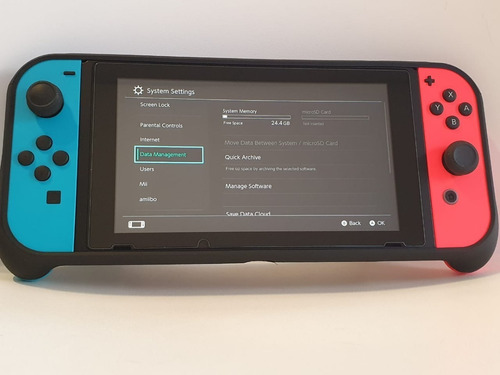 Consola Nintendo Switch Neon 32gb Como Nueva Con Caja