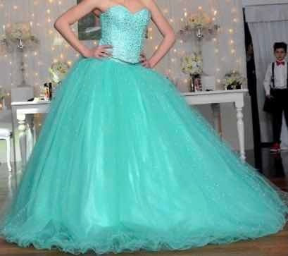 Imagen 1 de 7 de Vestido De Xv Agua Marina