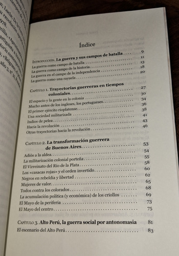 Pueblo Y Guerra- Pablo Camogli- Editorial Planeta (Usado)