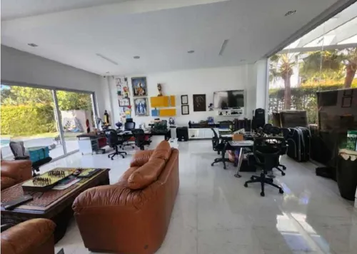 Venta De Casa De Lujo Con Ascensor En Llanogrande, Sector Cabeceras